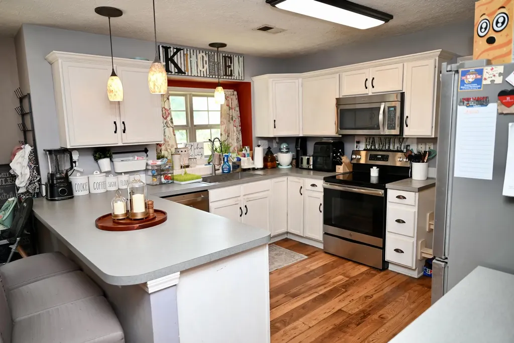 212 Hickory Ridge Lane Paris KY 40361