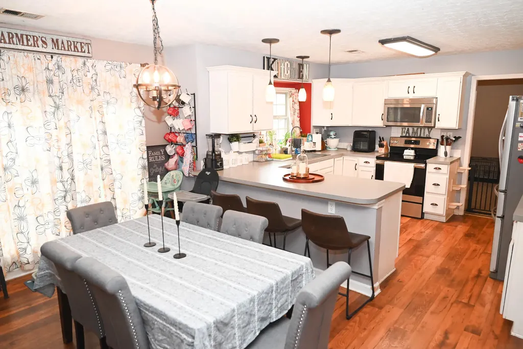212 Hickory Ridge Lane Paris KY 40361