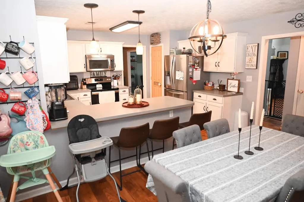 212 Hickory Ridge Lane Paris KY 40361