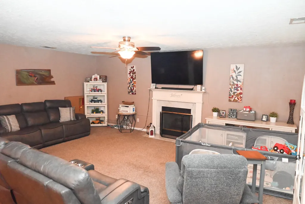 212 Hickory Ridge Lane Paris KY 40361