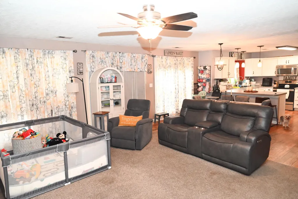 212 Hickory Ridge Lane Paris KY 40361