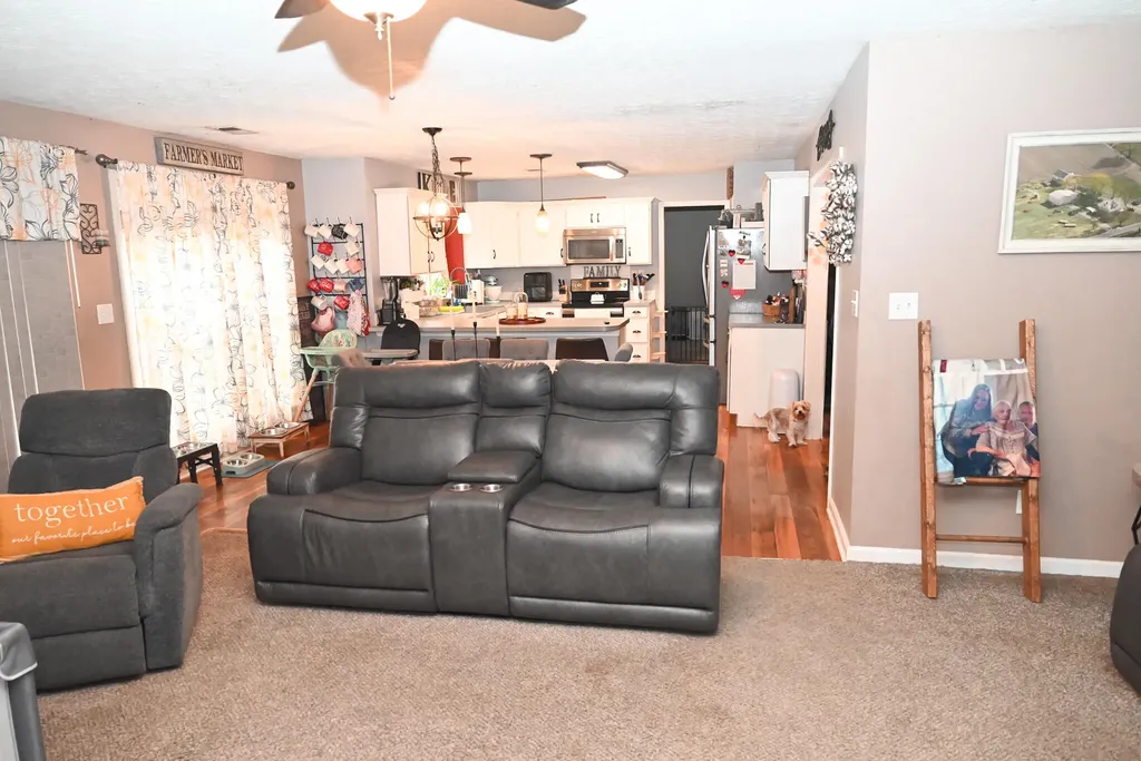 212 Hickory Ridge Lane Paris KY 40361