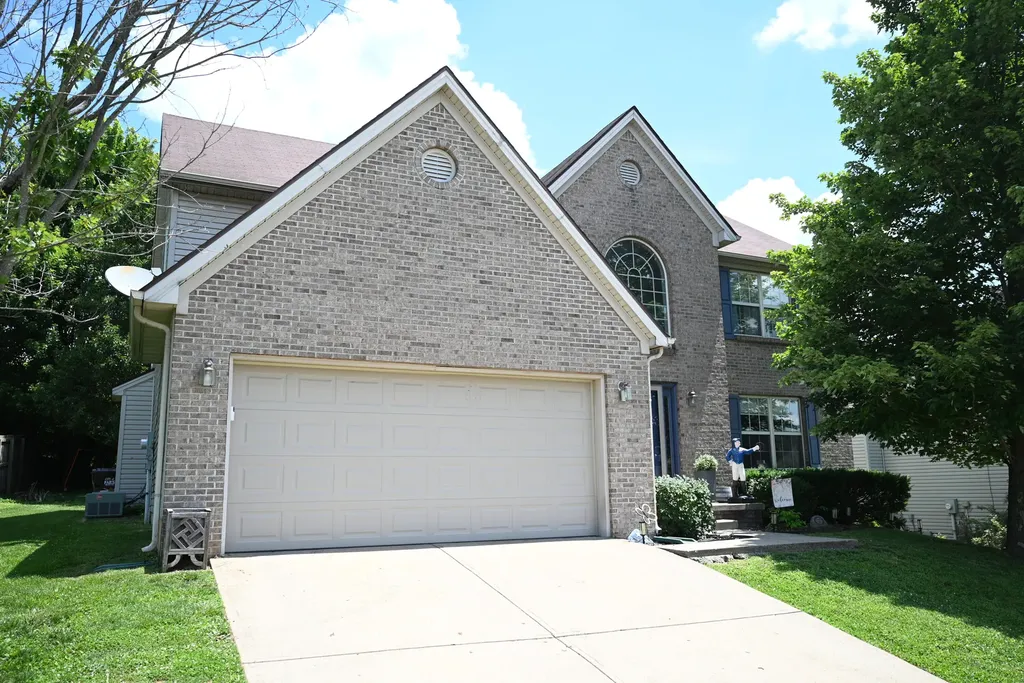 212 Hickory Ridge Lane Paris KY 40361