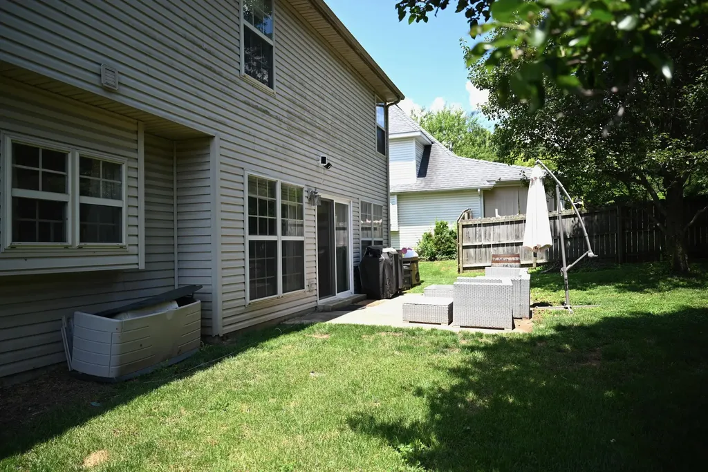 212 Hickory Ridge Lane Paris KY 40361