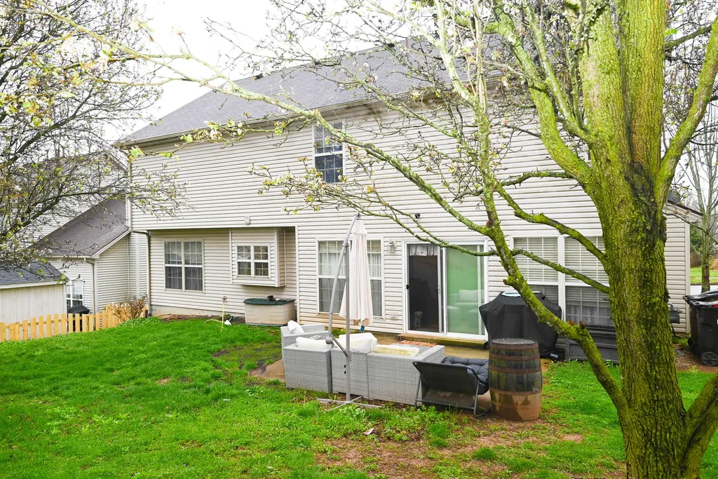 212 Hickory Ridge Lane Paris KY 40361
