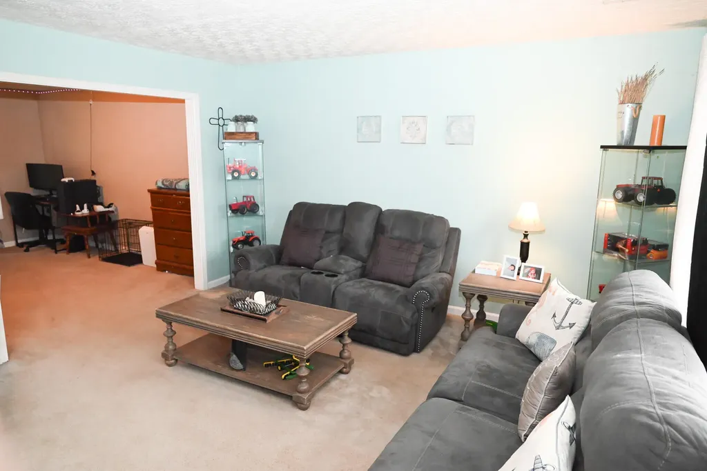212 Hickory Ridge Lane Paris KY 40361