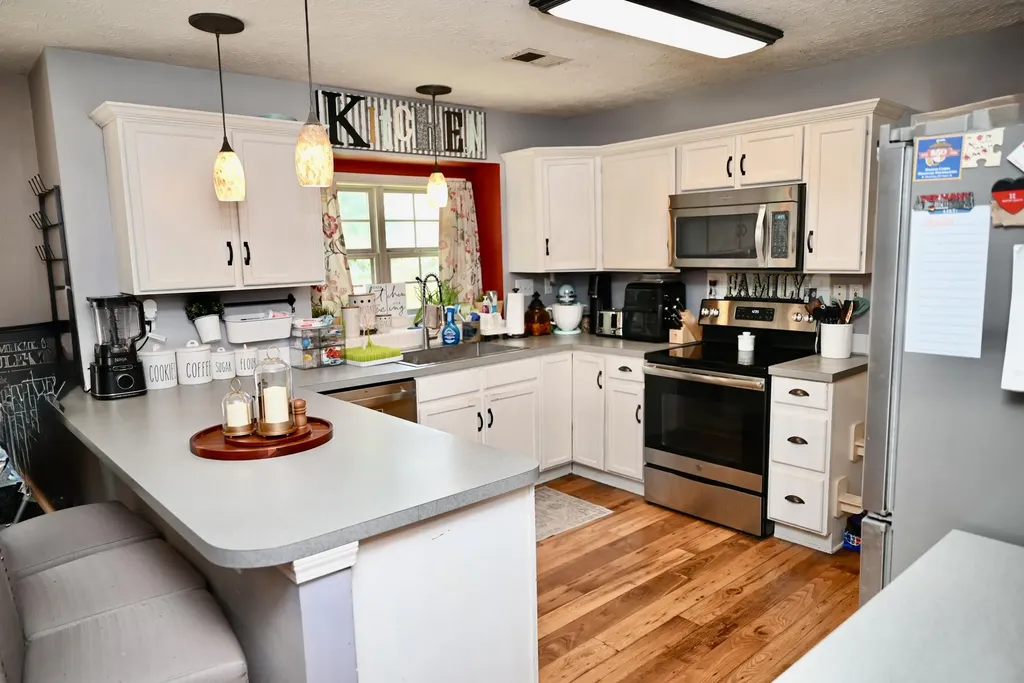 212 Hickory Ridge Lane Paris KY 40361