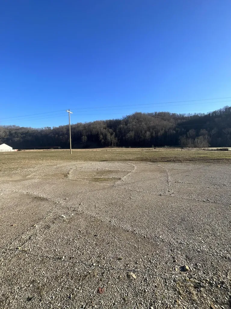 00 Ky-11 Manchester KY 40962