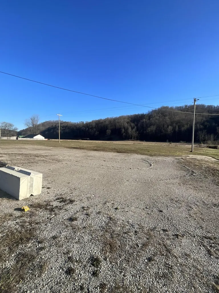 00 Ky-11 Manchester KY 40962