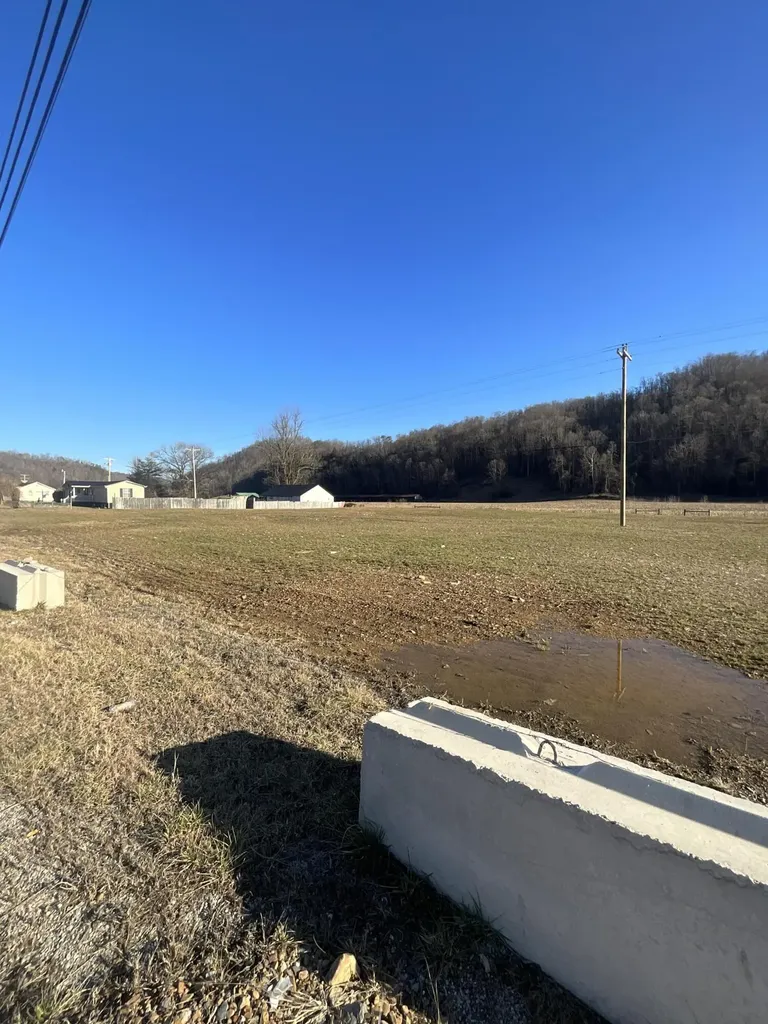 00 Ky-11 Manchester KY 40962