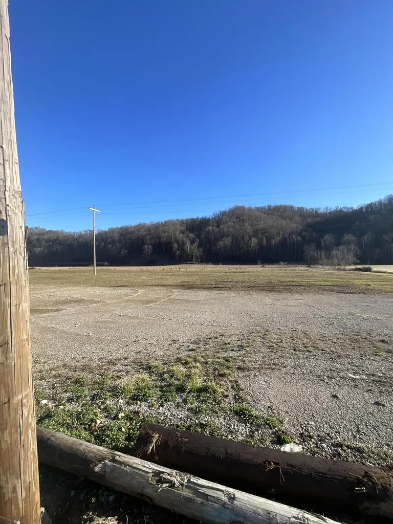 00 Ky-11 Manchester KY 40962