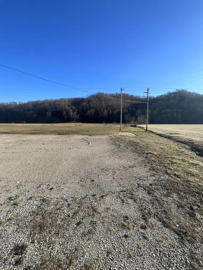 00 Ky-11 Manchester KY 40962