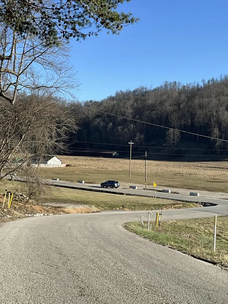 00 Ky-11 Manchester KY 40962