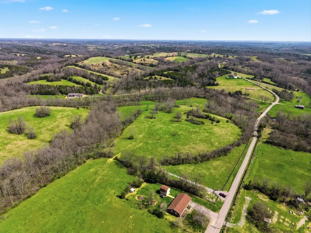 161 Central Pike Harrodsburg KY 40330