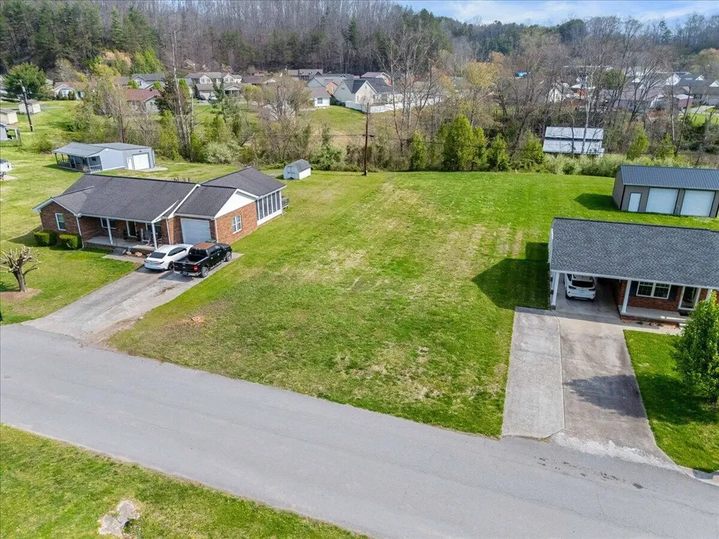 Lot 142 Stephen Trace Road Barbourville KY 40906