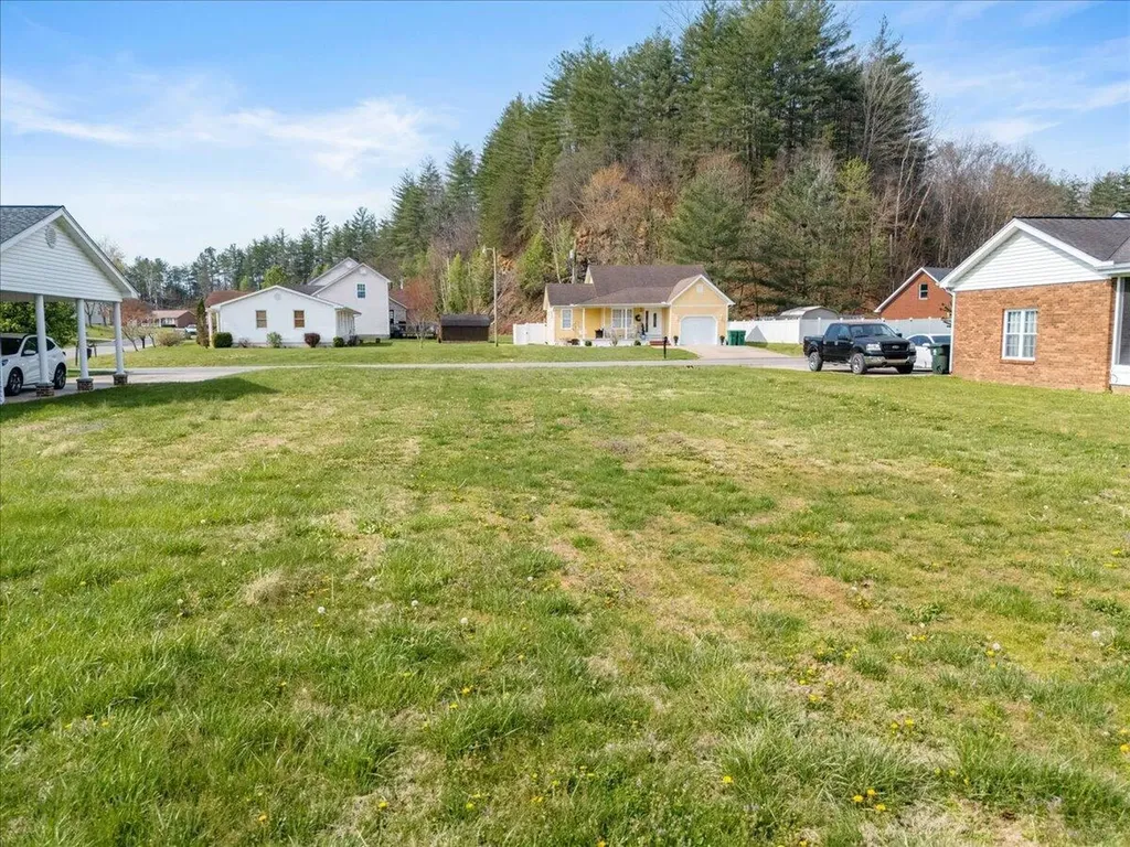 Lot 142 Stephen Trace Road Barbourville KY 40906