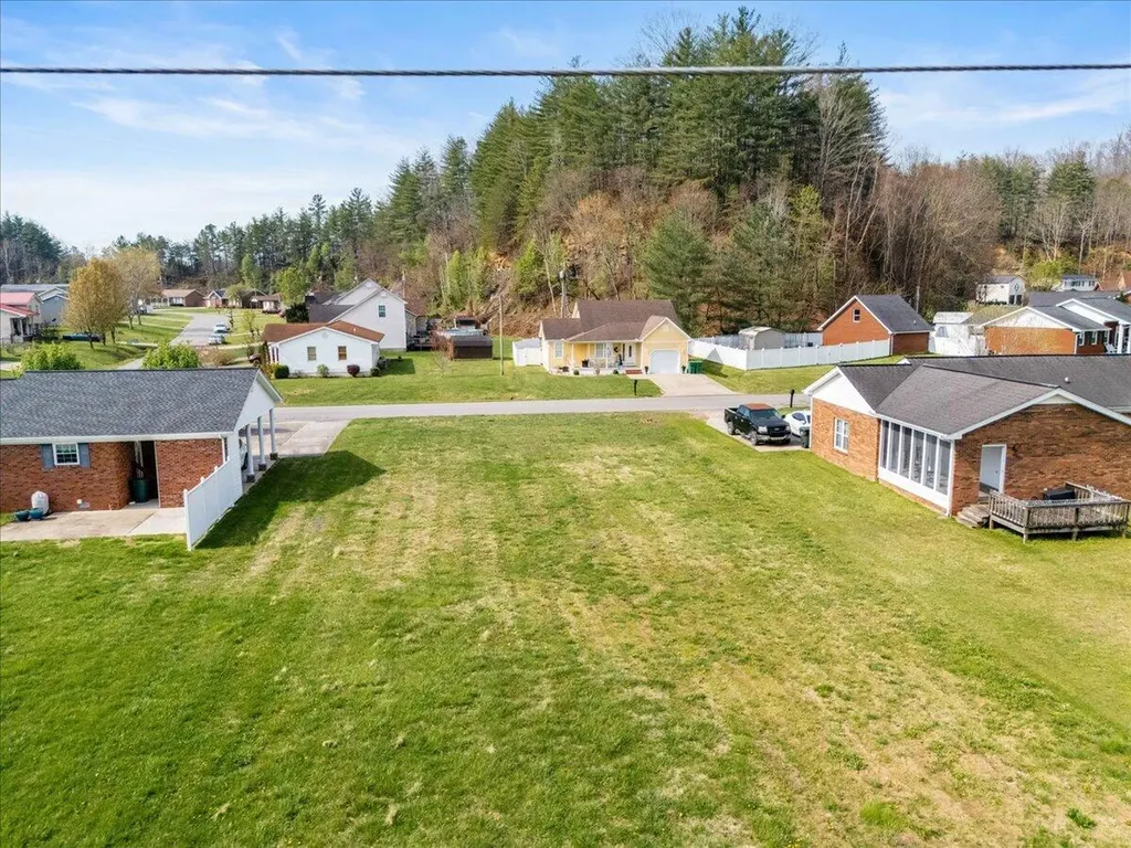 Lot 142 Stephen Trace Road Barbourville KY 40906