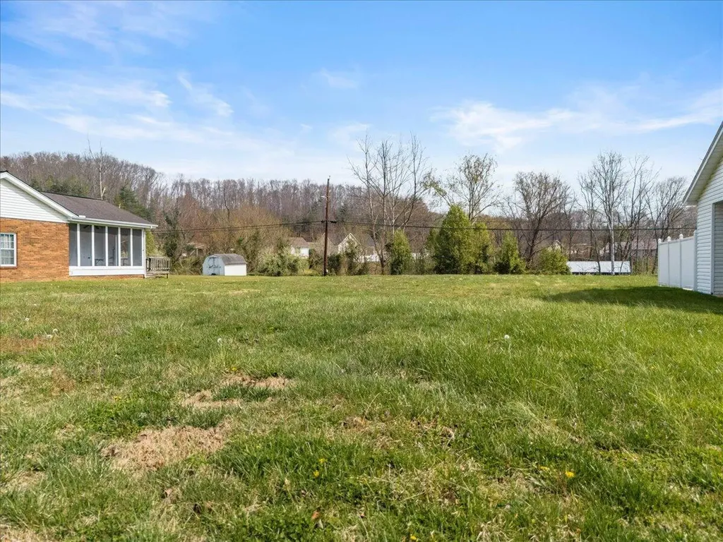 Lot 142 Stephen Trace Road Barbourville KY 40906