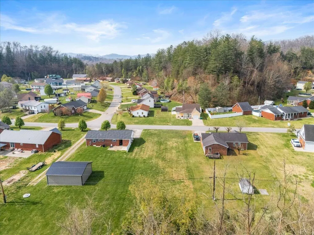 Lot 142 Stephen Trace Road Barbourville KY 40906