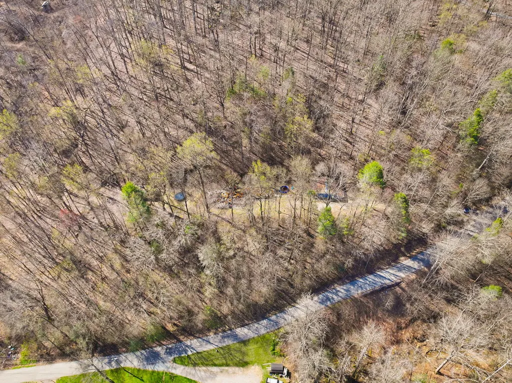 1197 Beans Fork Road Middlesboro KY 40965