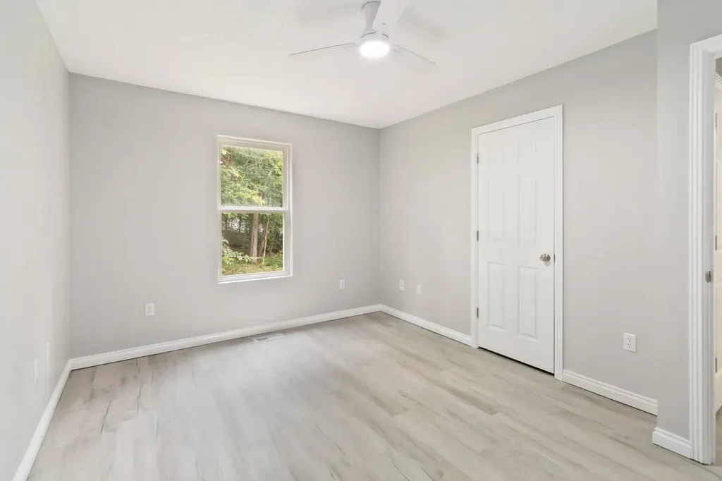84 Clover Leaf Circle Burnside KY 42519