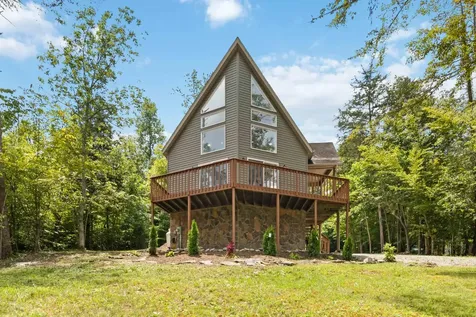 84 Clover Leaf Circle Burnside KY 42519