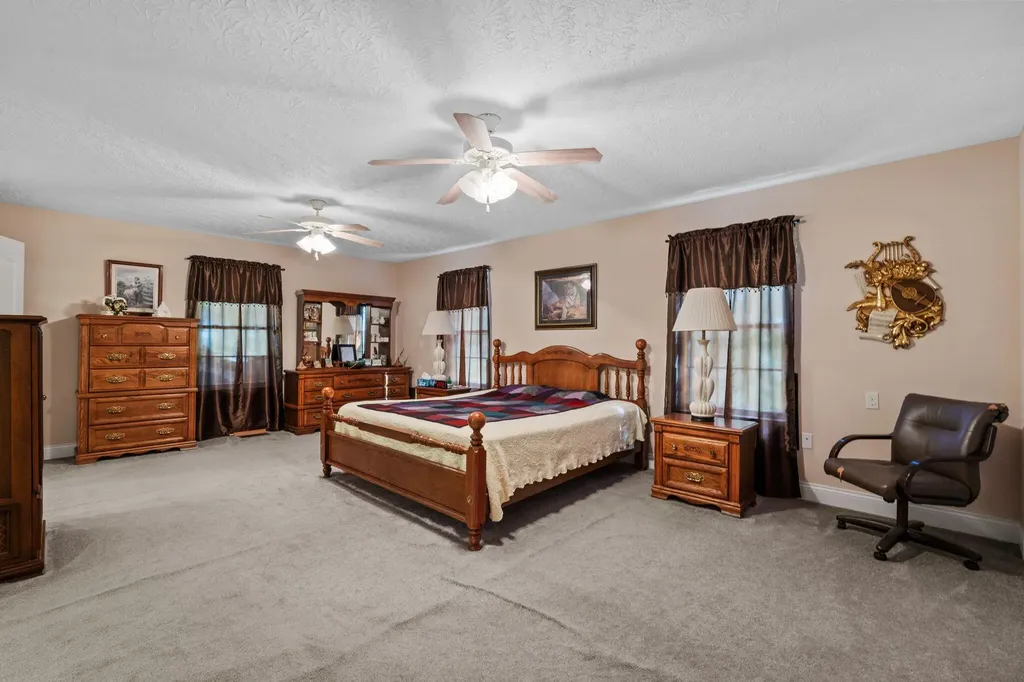 300 Charlie Pile Road Guston KY 40142