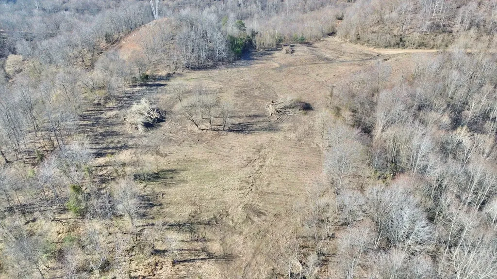 3800A Butcher Hollow Road Van Lear KY 41265