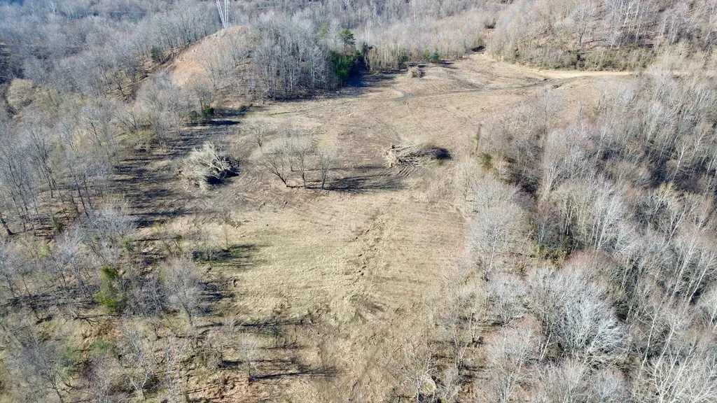 3800A Butcher Hollow Road Van Lear KY 41265