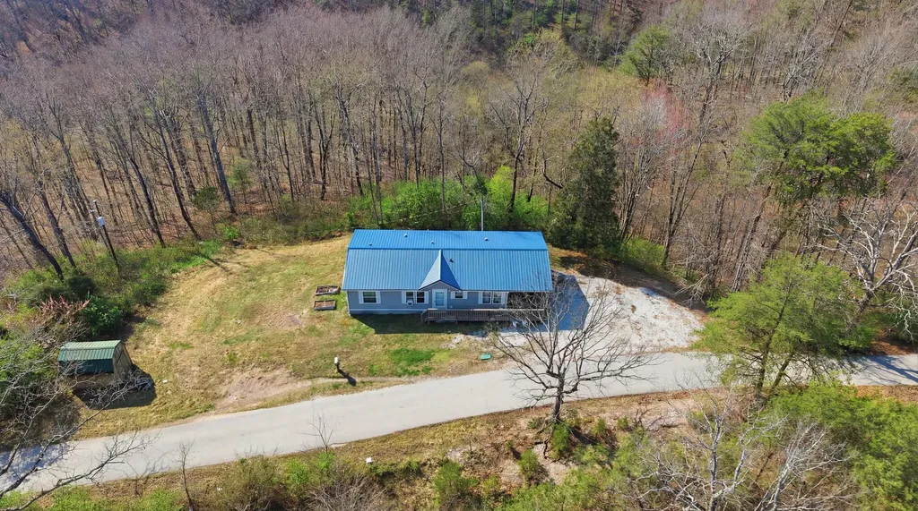 277 Shuler Road Clay City KY 40312