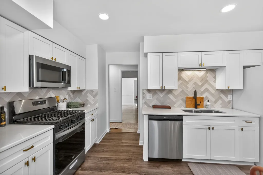 634 Seattle Drive Lexington KY 40503