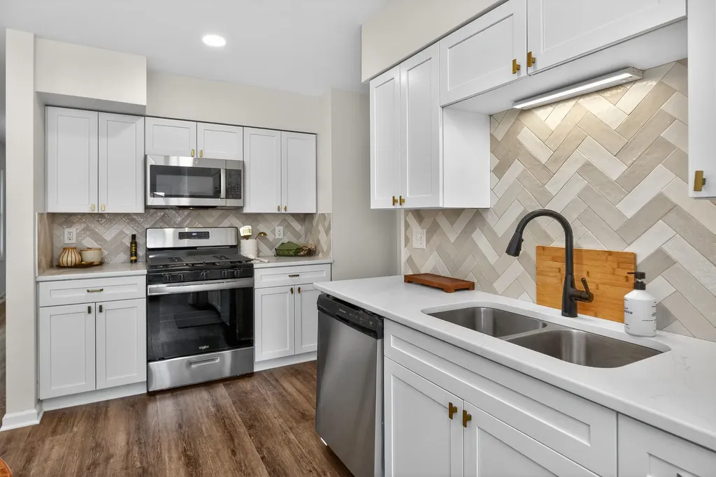 634 Seattle Drive Lexington KY 40503
