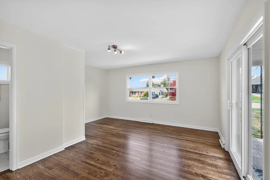 634 Seattle Drive Lexington KY 40503