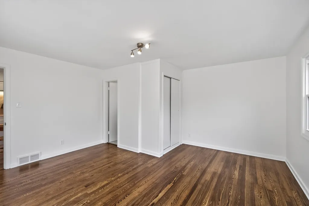 634 Seattle Drive Lexington KY 40503