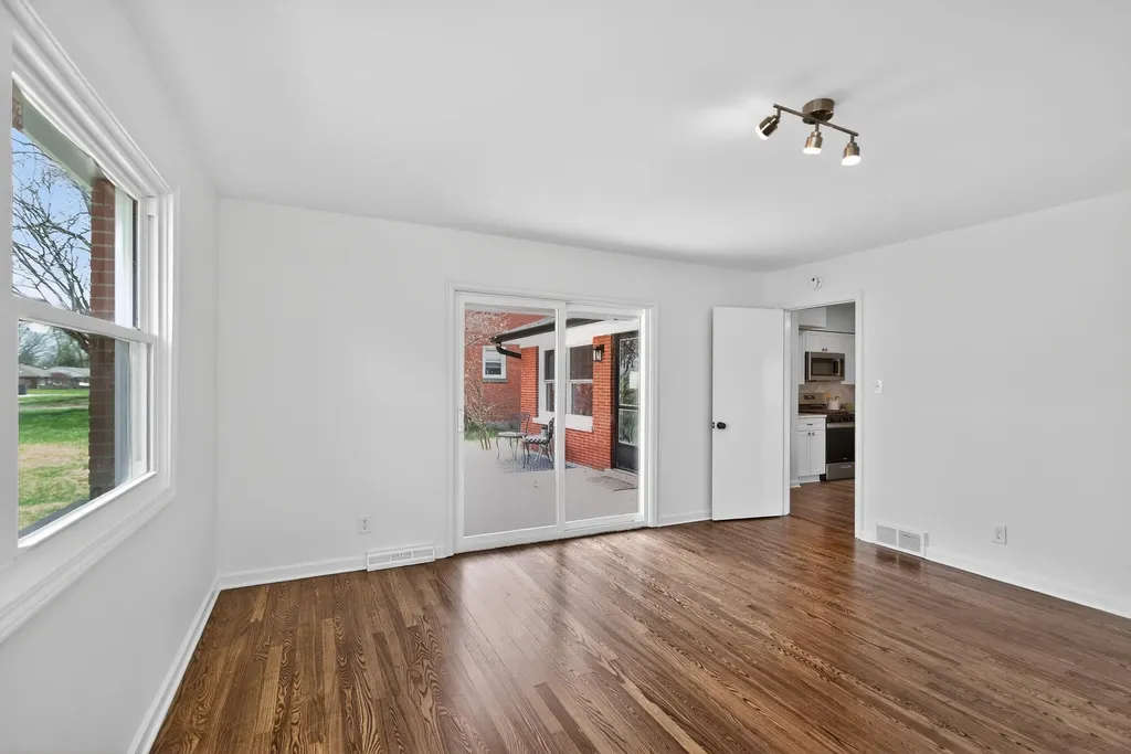 634 Seattle Drive Lexington KY 40503