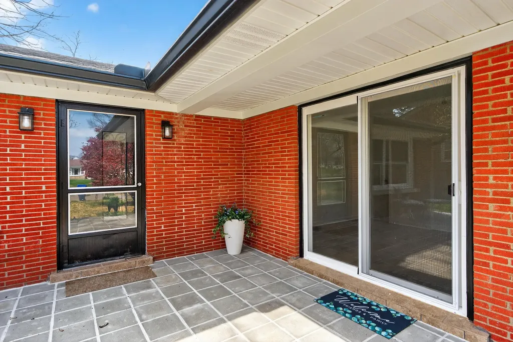 634 Seattle Drive Lexington KY 40503