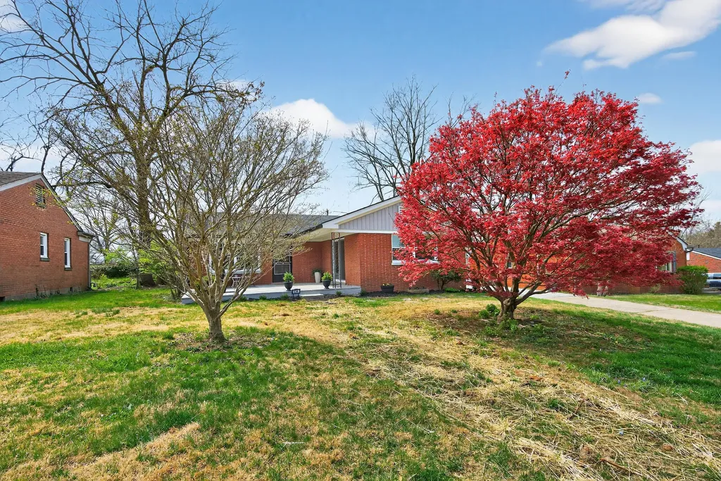 634 Seattle Drive Lexington KY 40503
