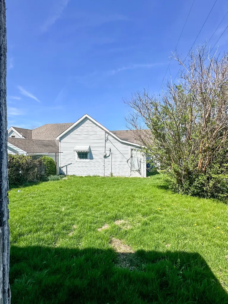 174 Cook Avenue Winchester KY 40391