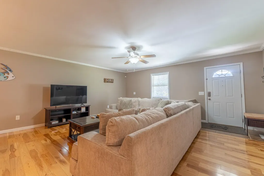 235 Golden Pond Road Monticello KY 42633