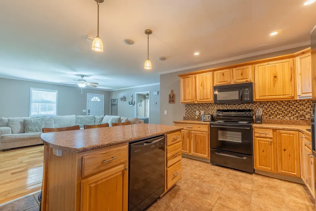 235 Golden Pond Road Monticello KY 42633
