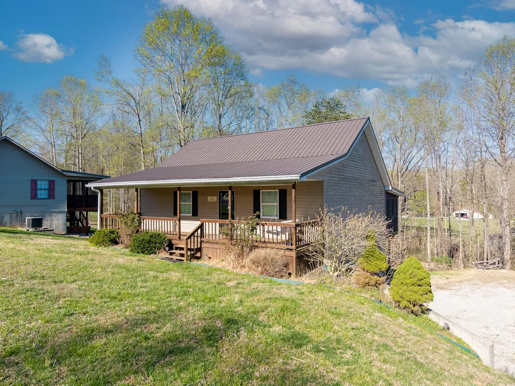 235 Golden Pond Road Monticello KY 42633