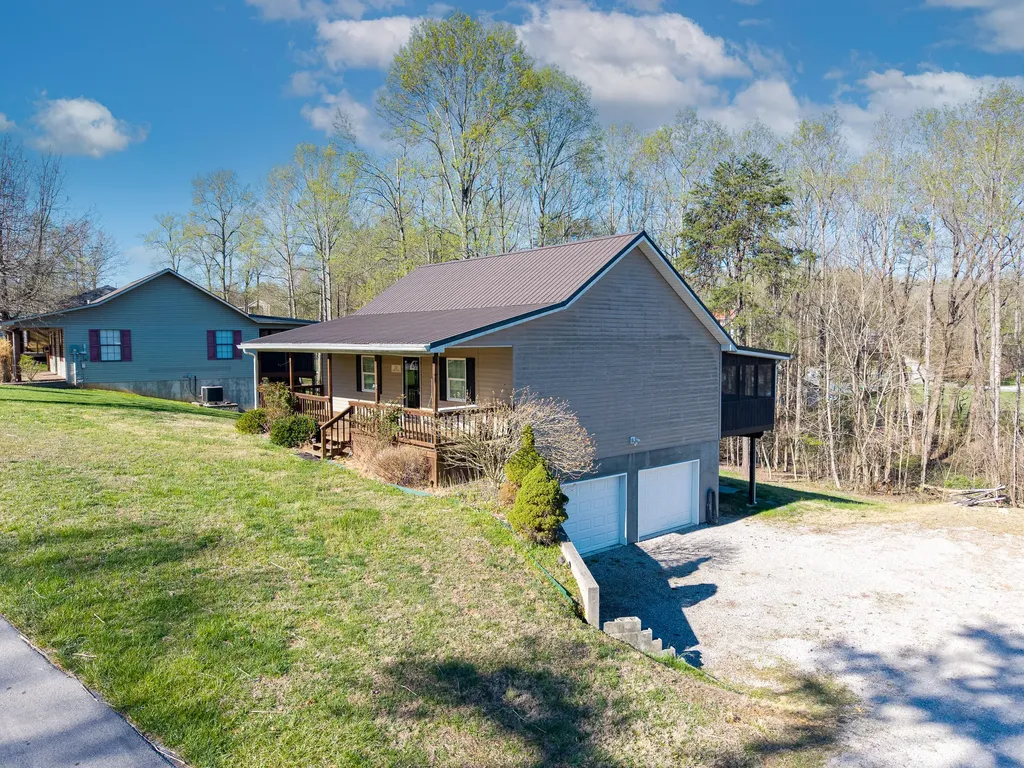 235 Golden Pond Road Monticello KY 42633