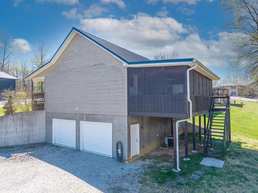 235 Golden Pond Road Monticello KY 42633