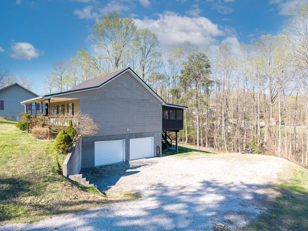 235 Golden Pond Road Monticello KY 42633