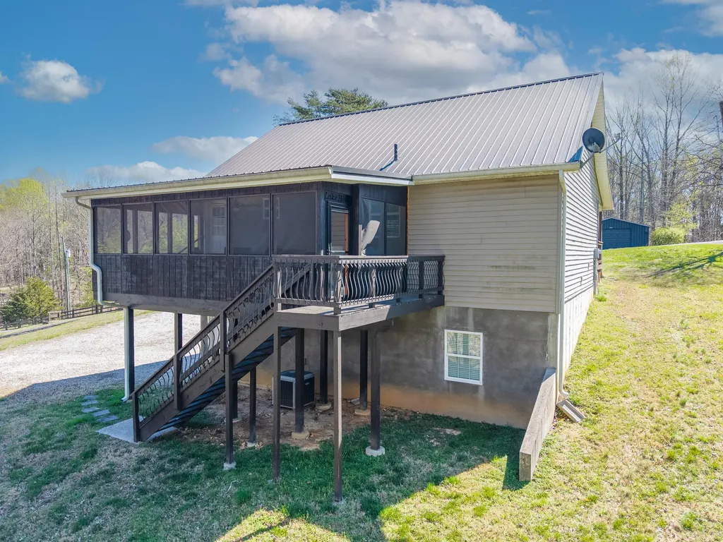 235 Golden Pond Road Monticello KY 42633