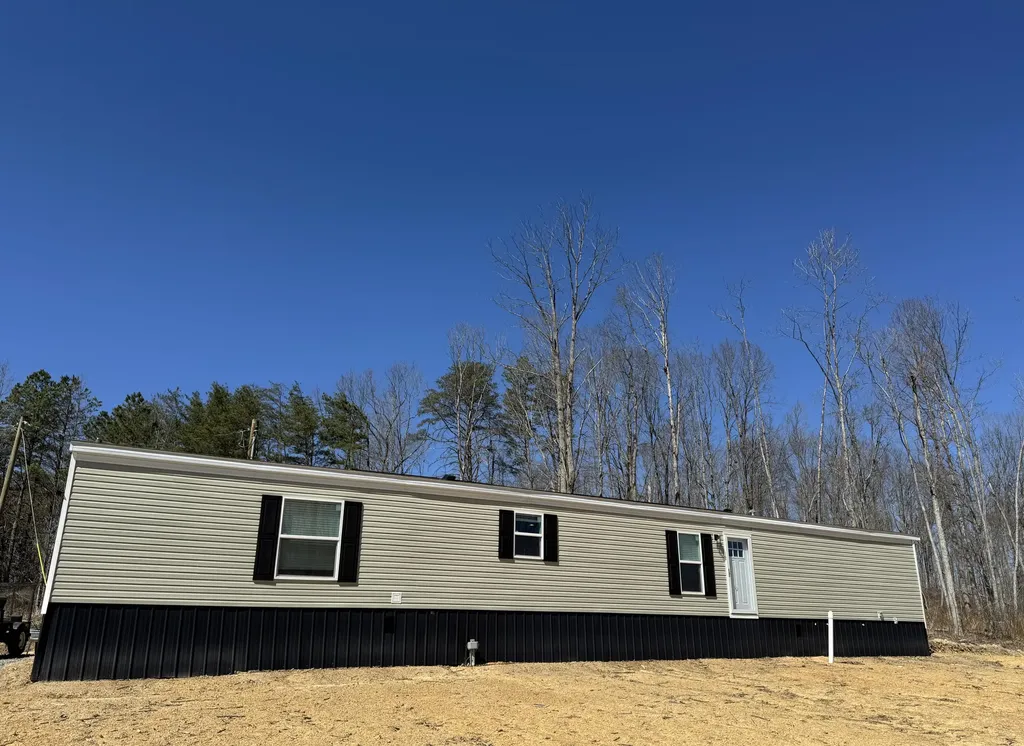 1710 Lamero-cruise Road East Bernstadt KY 40729