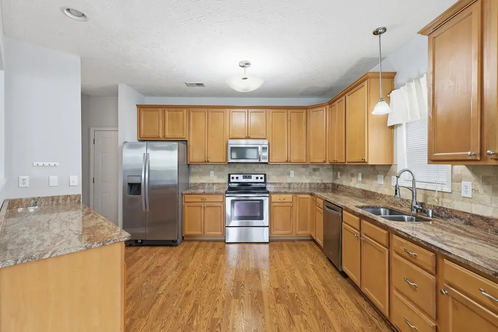 4420 Natal Place Lexington KY 40509