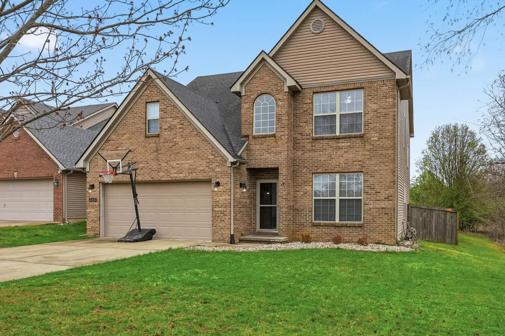 4420 Natal Place Lexington KY 40509