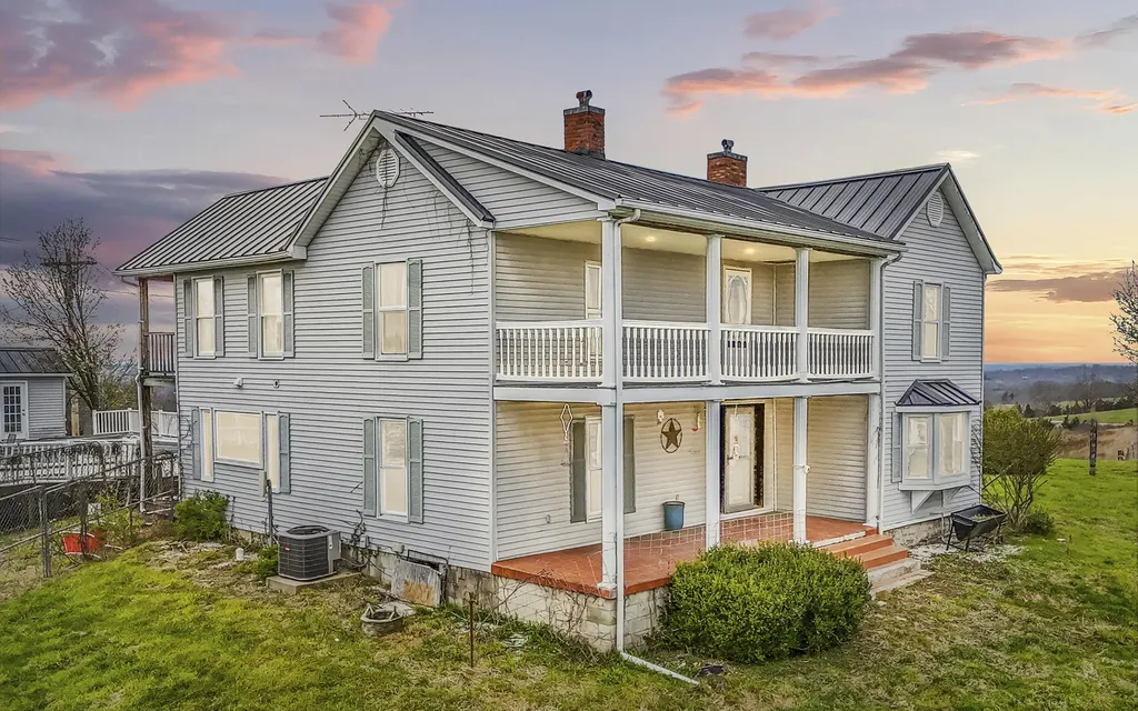2282 Kentucky Highway 1032 Berry KY 41003