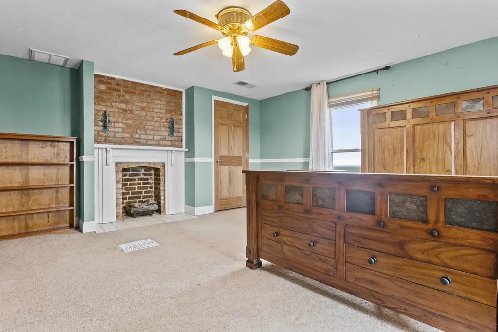 2282 Kentucky Highway 1032 Berry KY 41003